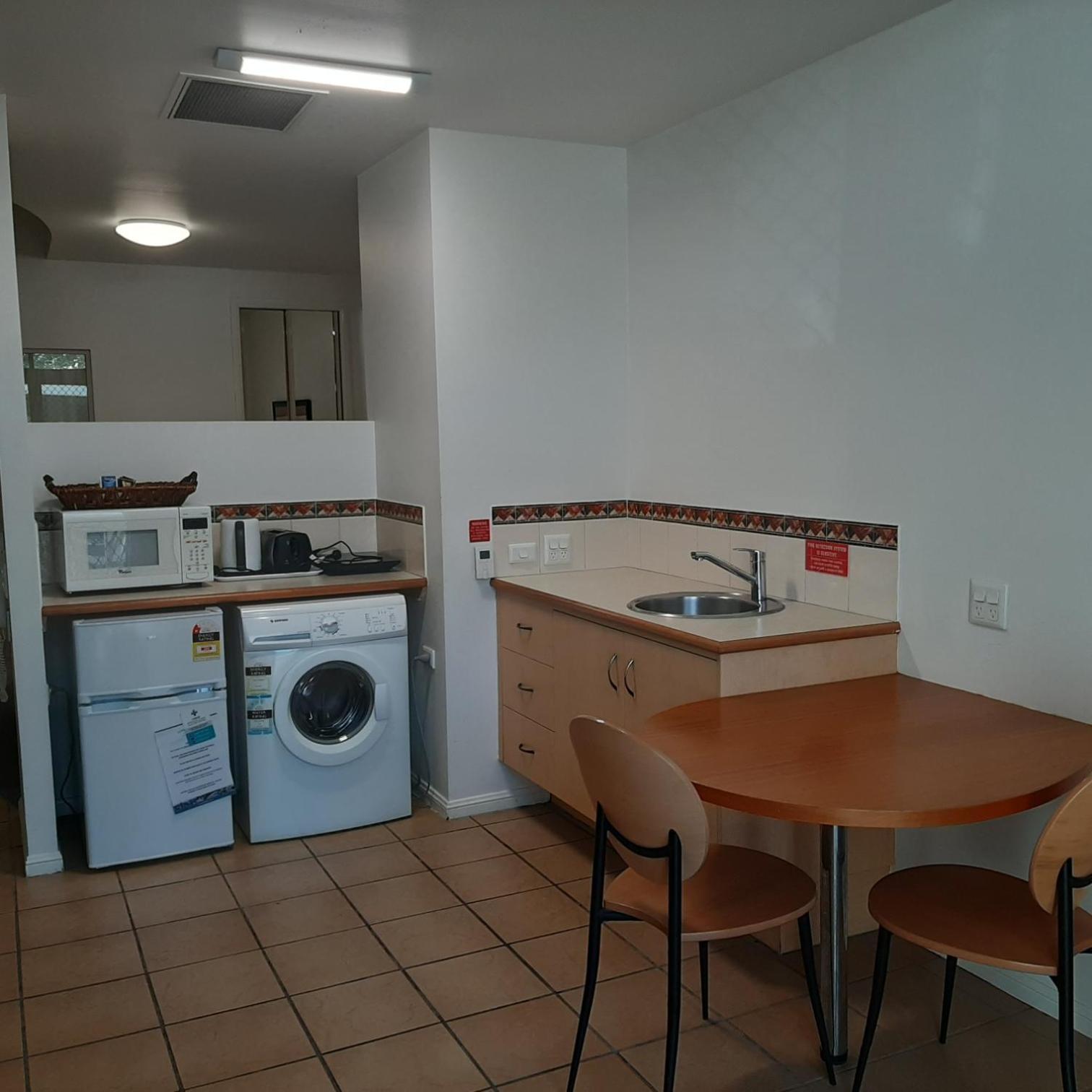 אלכסנדרה הדלנד Grand Palais Boolarong Beachside Apartments מראה חיצוני תמונה